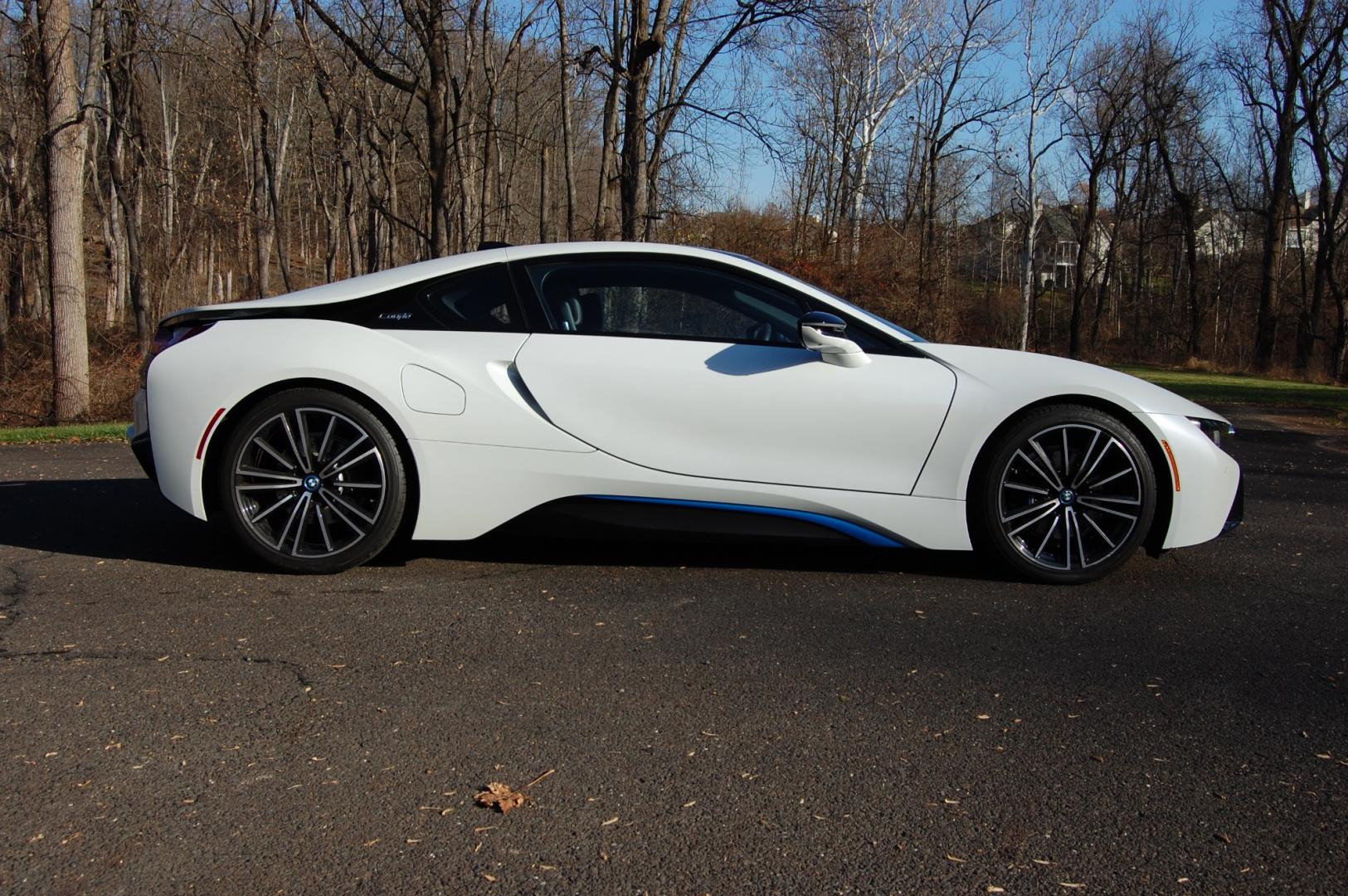 2019 White /Brown Leather BMW i8 (WBY2Z4C50KV) with an 3 cylinder Turbo/ Electric drive engine, Automatic transmission, located at 6528 Lower York Road, New Hope, PA, 18938, (215) 862-9555, 40.358707, -74.977882 - Here we have a beautiful looking and driving 2019 BMW i8 with 7,497 miles. This BMW has a 3 cylinder turbo gas engine with electric motors putting power to all four wheels via an automatic transmission. The interior offers brown leather, keyless entry, cruise control, tilt steering wheel, power wind - Photo#4